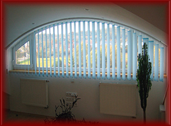 Vertikální žaluzie